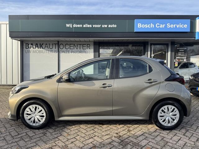 Toyota YARIS 1.5 Hyb. Active | Navigatie | Camera | Climate
