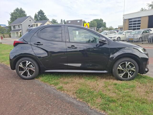 Toyota YARIS 1.5 Hyb. 115 Dynam