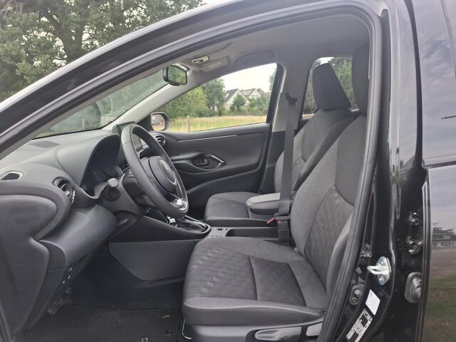 Toyota YARIS 1.5 Hyb. 115 Dynam