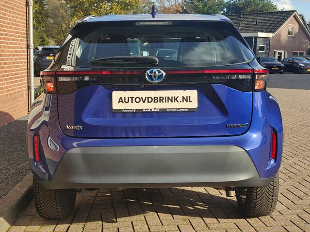 Toyota YARIS Cross 1.5 Hybrid First Ed. CAMERA / LAGE KM