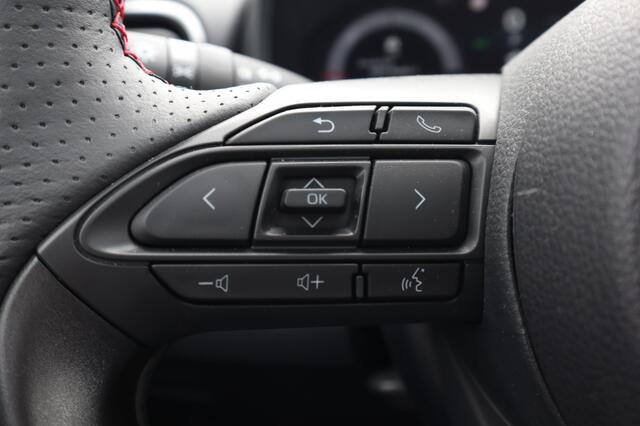 Toyota YARIS 1.5 Hybrid 130 GR Sport | Plus Pack | Panoramadak