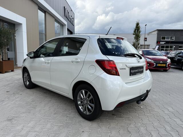Toyota YARIS 1.3 VVT-i | Navigatie | Trekhaak | Camera |