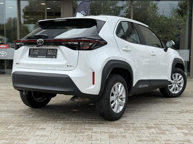 Toyota YARIS Cross 115 Active | Stuur/Stoelverw / Apple Car-play