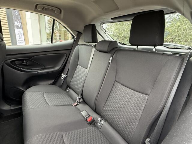 Toyota YARIS Cross 115 Active | Stuur/Stoelverw / Apple Car-play