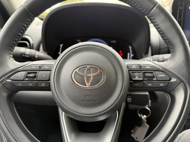 Toyota YARIS Cross 115 Active | Stuur/Stoelverw / Apple Car-play