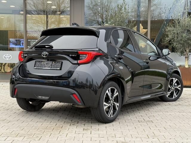 Toyota YARIS 1.5 Hyb. 115 Dynam