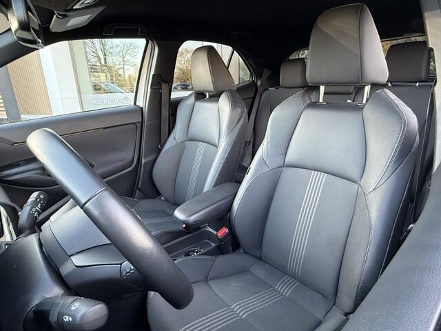 Toyota YARIS Cross 1.5 Hybrid Adventure | Trekhaak | JBL | Blindspot | Headup