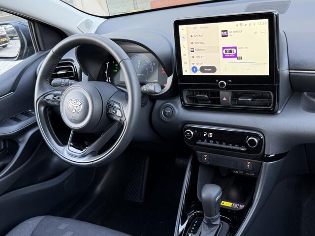 Toyota YARIS 1.5 Hyb. Dynamic | comfort pack | pdc | camera | carplay