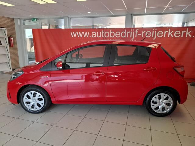 Toyota YARIS 1.5 Hybride Active, Navigatie, Camera, 12 mnd Bovag garantie