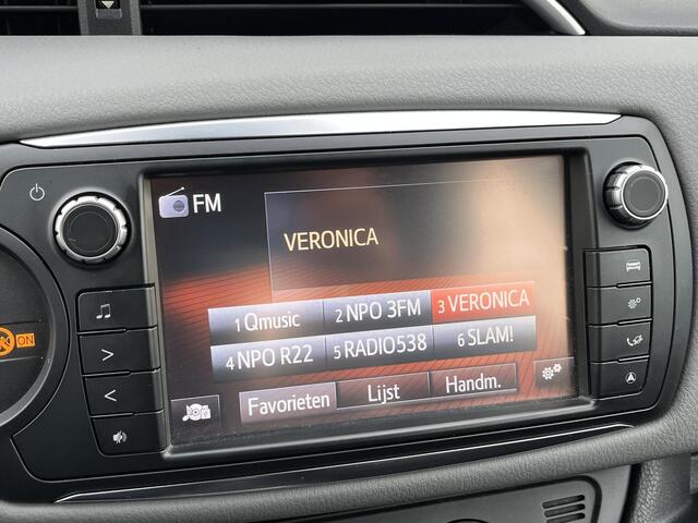 Toyota YARIS 1.3 VVT-i Trend | Navigatie | Cruise Control | Camera | 1e eigenaar | 100% dealer onderhouden |