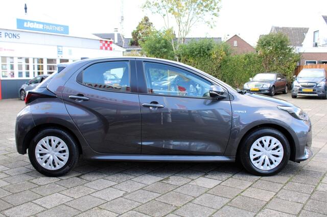 Toyota YARIS 1.5 Hybrid Active