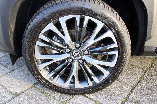 Toyota YARIS Cross 1.5 Hybrid Advenure Bi-Tone Panoramadak