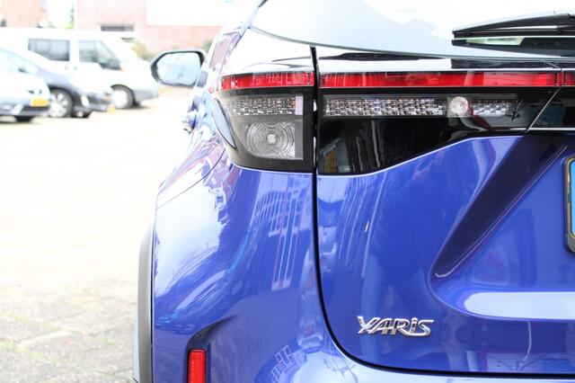 Toyota YARIS Cross 1.5 Hybrid Dynamic Bi-Tone