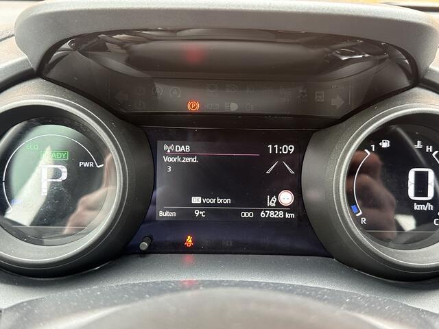 Toyota YARIS 1.5 Hybride Dynamic Carplay Clima Camera