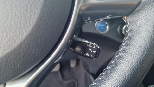 Toyota YARIS 1.5 Hybrid Trend, Navigatie, LM velgen, NL auto!