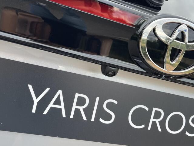 Toyota YARIS Cross 1.5 Hybride 130 pk Black Edition, Safety + Winter pakket.