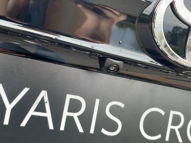 Toyota YARIS Cross 1.5 Hybride 130 pk Black Edition, Safety + Winter pakket.