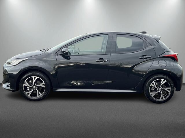Toyota YARIS 1.5 Hybrid Black edition | Stoel en Stuur verwarming.