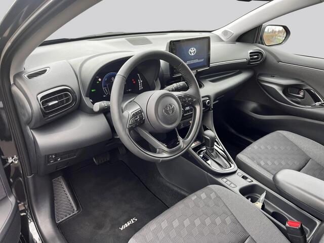 Toyota YARIS 1.5 Hybrid Black edition | Stoel en Stuur verwarming.
