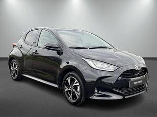 toyota-yaris-1.5-hybrid-black-editi