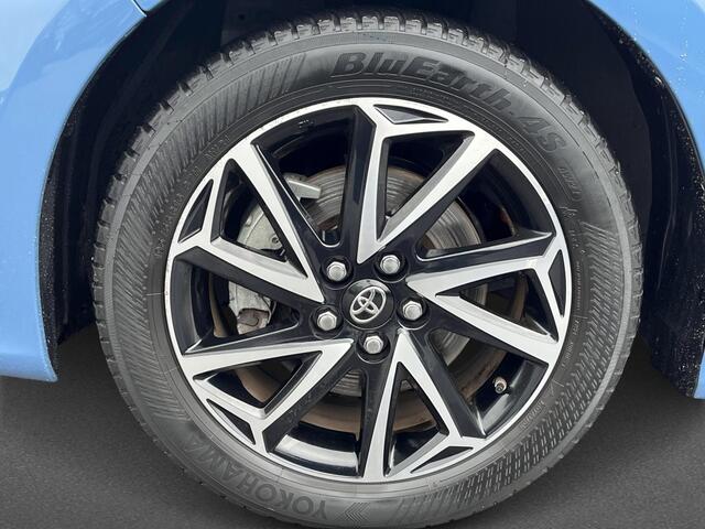 Toyota YARIS 1.5 Hyb. Dynamic