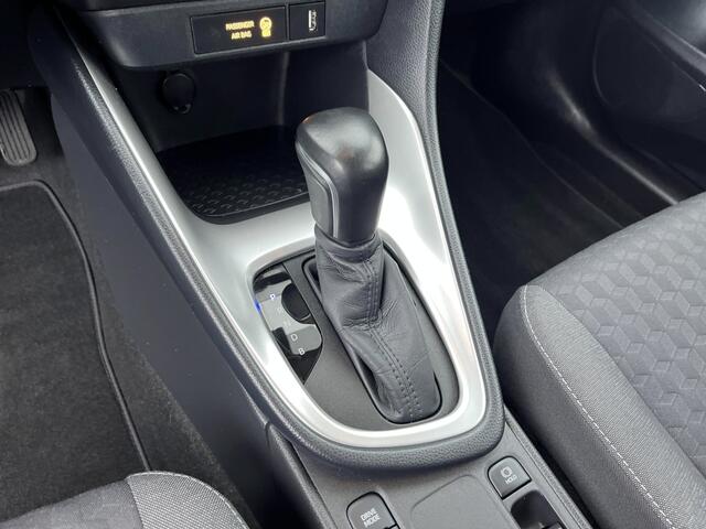 Toyota YARIS 1.5 Hyb. Dynamic