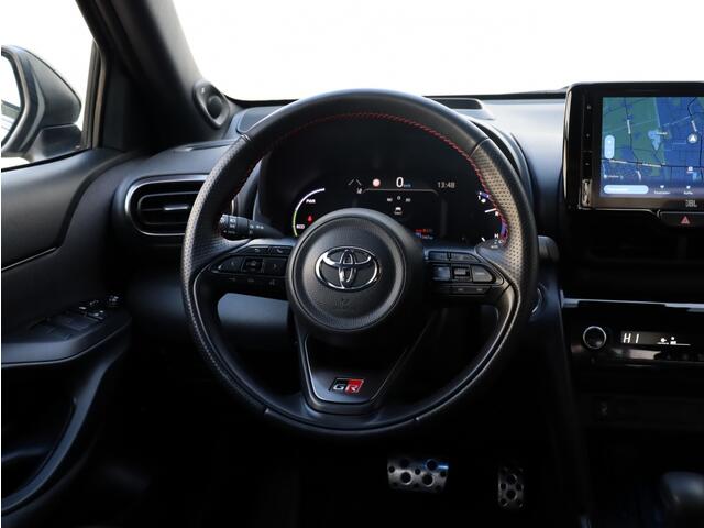 Toyota YARIS Cross 1.5 Hybrid GR Sport | JBL | Head up | Dodehoek