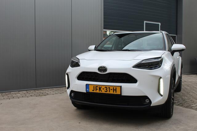 Toyota YARIS Cross 1.5 Hybrid 130pk Teamplayer PDC / BSM / Safety/Winter pakket