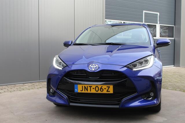 Toyota YARIS 1.5 Hybrid Dynamic PDC / BSM / Stoelverwarming