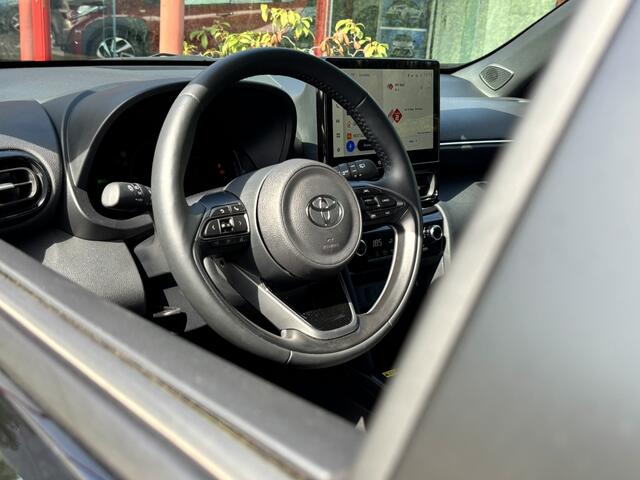 Toyota YARIS Cross 1.5 Hybrid Dynamic Automaat | CarPlay | Stoelverwarming