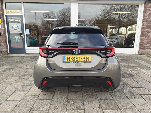 Toyota YARIS 1.5 Hyb. Executive | PANODAK |