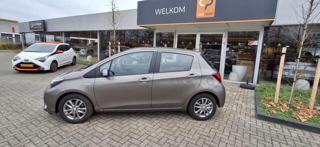 Toyota YARIS 1.5 Hybrid Aspiration Navi | All-in