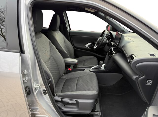 Toyota YARIS Cross 1.5 Hybrid 115 Dynamic I Apple/Android Navi I LED I Camera