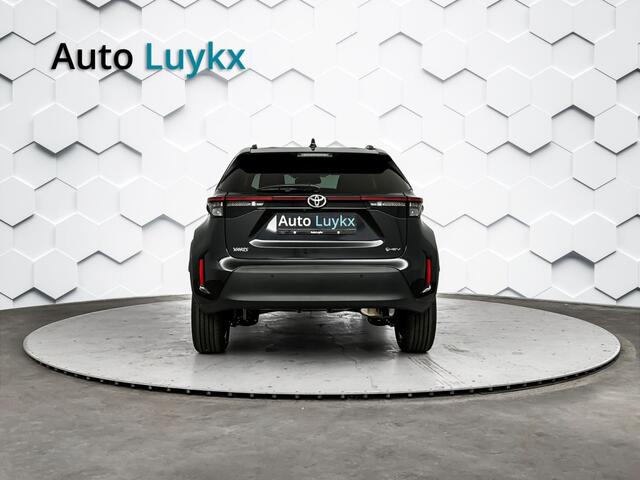 Toyota YARIS Cross 1.5 Hybrid 115 First Edition | Adaptieve Cruise Control | Parkeersensoren + camera