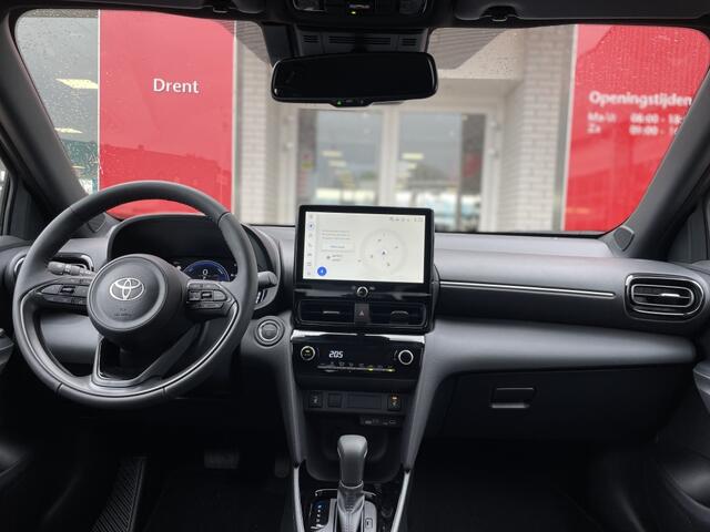 Toyota YARIS Cross 1.5 Hybrid 115 First Edition | Comfort Pack | Sensoren v/a |