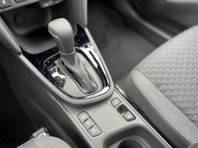 Toyota YARIS Cross 1.5 Hybrid 115 First Edition | Comfort Pack | Sensoren v/a |