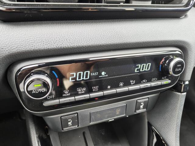 Toyota YARIS 1.5 Hybrid 130 Executive | NL Auto | Sensoren v/a | Stoel & Stuu