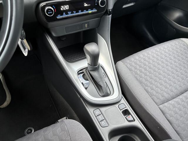 Toyota YARIS 1.5 Hybrid Dynamic | All season | Apple CarPlay/Android auto |