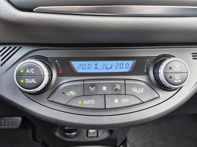 Toyota YARIS 1.5 VVT-i Active | Navi | Cruise Control | Achteruitrijcamera