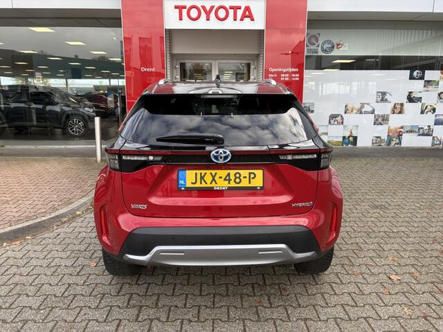 Toyota YARIS Cross 1.5 Hybrid 115 Adventure | JBL | HUD | Stuur + stoelverwarming |