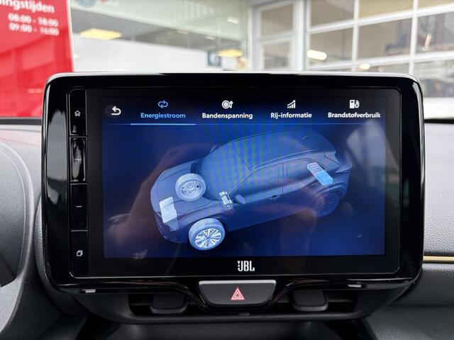 Toyota YARIS Cross 1.5 Hybrid 115 Adventure | JBL | HUD | Stuur + stoelverwarming |