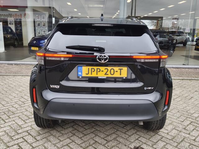 Toyota YARIS Cross 1.5 Hybrid 115 First Edition | Sensoren v/a | Stuur- Stoelverwar