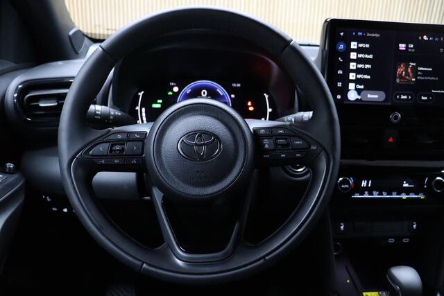 Toyota YARIS Cross 1.5 Hybrid 130 Dynamic + Comfort Pack | MY2026 | Adaptive-cruise | Camera | Clima | Apple Carplay & Android Auto | Navigatie | Keyless | Parkeerhulp | Stoel & Stuurverwarming | Dodehoekdetectie