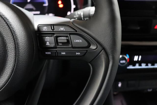 Toyota YARIS Cross 1.5 Hybrid 130 Dynamic + Comfort Pack | MY2026 | Adaptive-cruise | Camera | Clima | Apple Carplay & Android Auto | Navigatie | Keyless | Parkeerhulp | Stoel & Stuurverwarming | Dodehoekdetectie