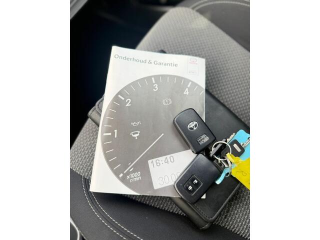 Toyota YARIS 1.5 Hybrid Trend