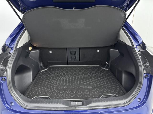 Toyota YARIS Cross 1.5 Hybrid Executive Limited 360° Camera | Panoramadak | Apple Carplay/Android Auto | Lichtmetalen Velgen | Mistlampen | Cruise Control + Climate Control | Elektrische Ramen + Spiegels | Draadloze Telefoonlader |