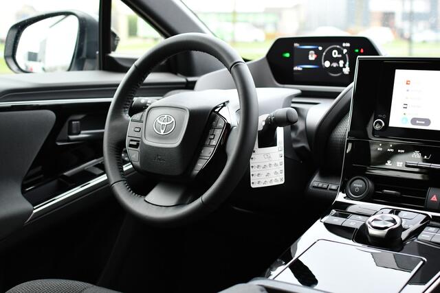 Toyota bZ4X Active 71 kWh 204pk | NIEUW | Warmtepomp | SEPP-subsidie |