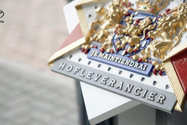 Toyota bZ4X Premium 4WD 71 kWh Leer, 20 Inch lm velgen, Apple carplay, Android auto, BSM