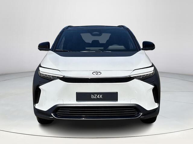Toyota bZ4X Dynamic 71 kWh **NIEUWE AUTO/ PANORAMADAK/ DIRECT LEVERBAAR**