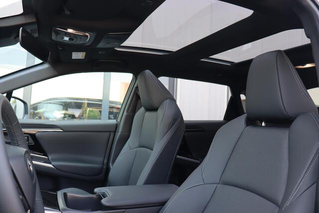 Toyota bZ4X Premium 71 kWh Bitone, Panodak , Voordeel!